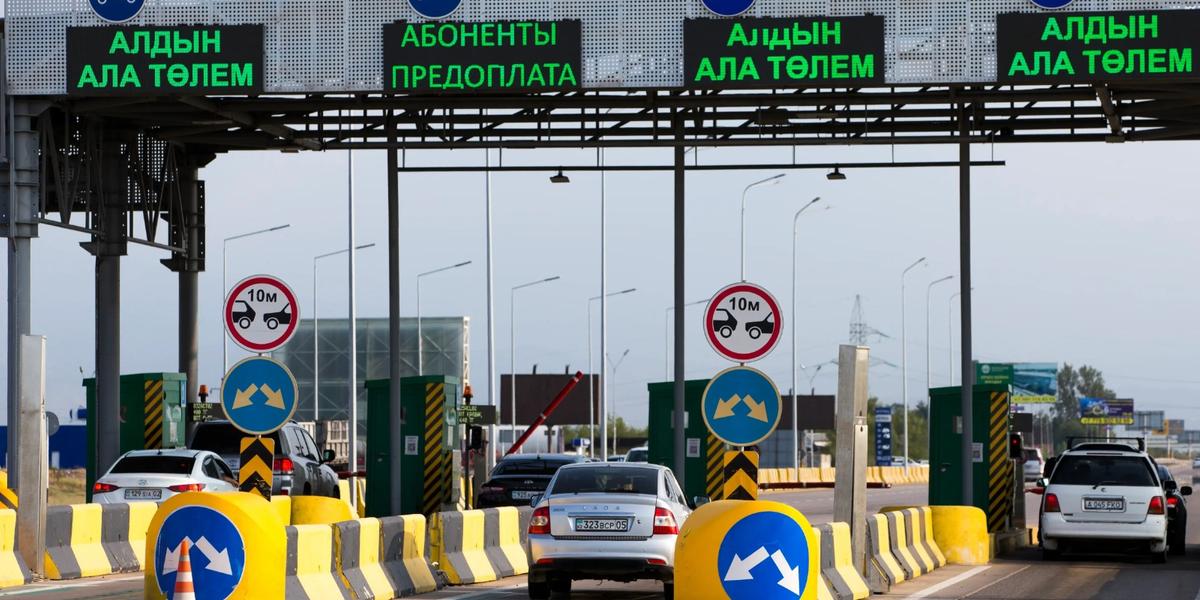 Көлік министрлігі: Жөндеу жүргізіліп жатқан ақылы жол бөліктері үшін ақы алынбайды