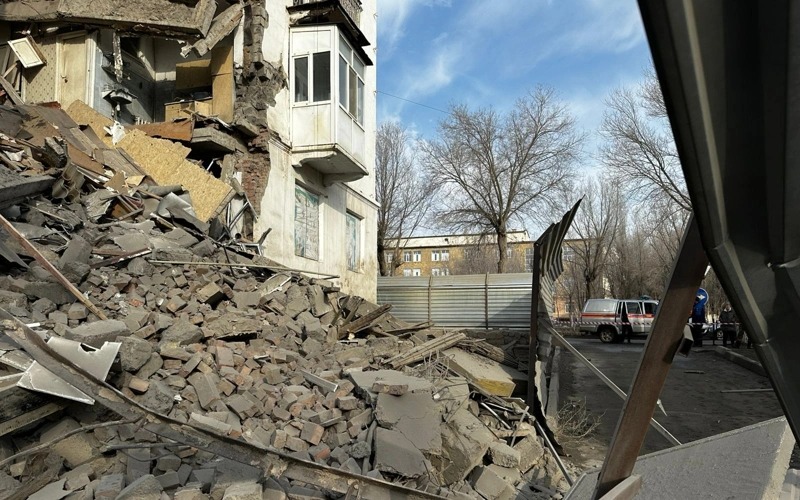 Балқашта тұрғын үйдің бір бөлігі опырылып қалды 