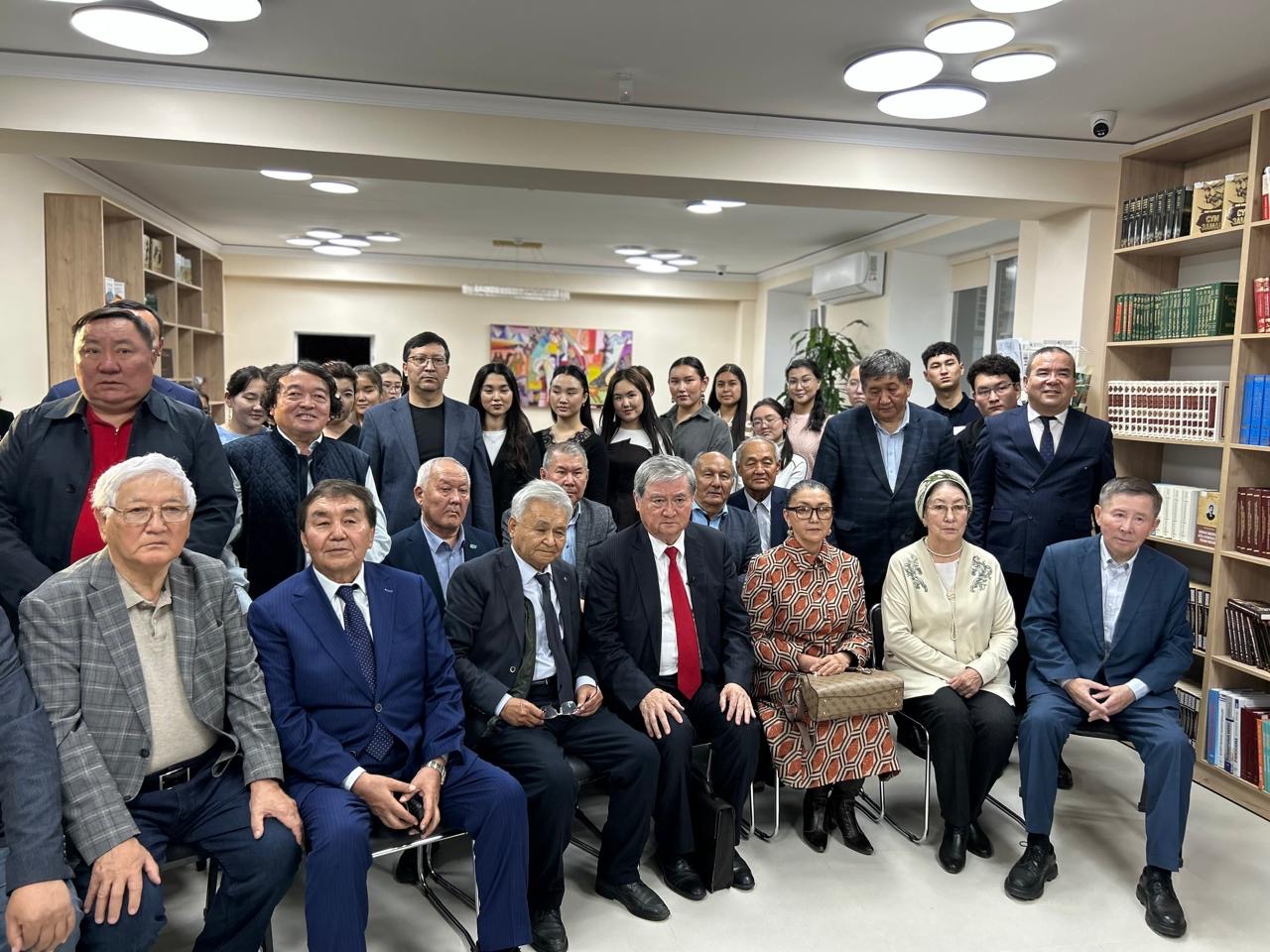 Әдебиет пен руханият тоғысқан кеш: Астанада “Әбіш әлемі” атты әдеби лекция өтті 