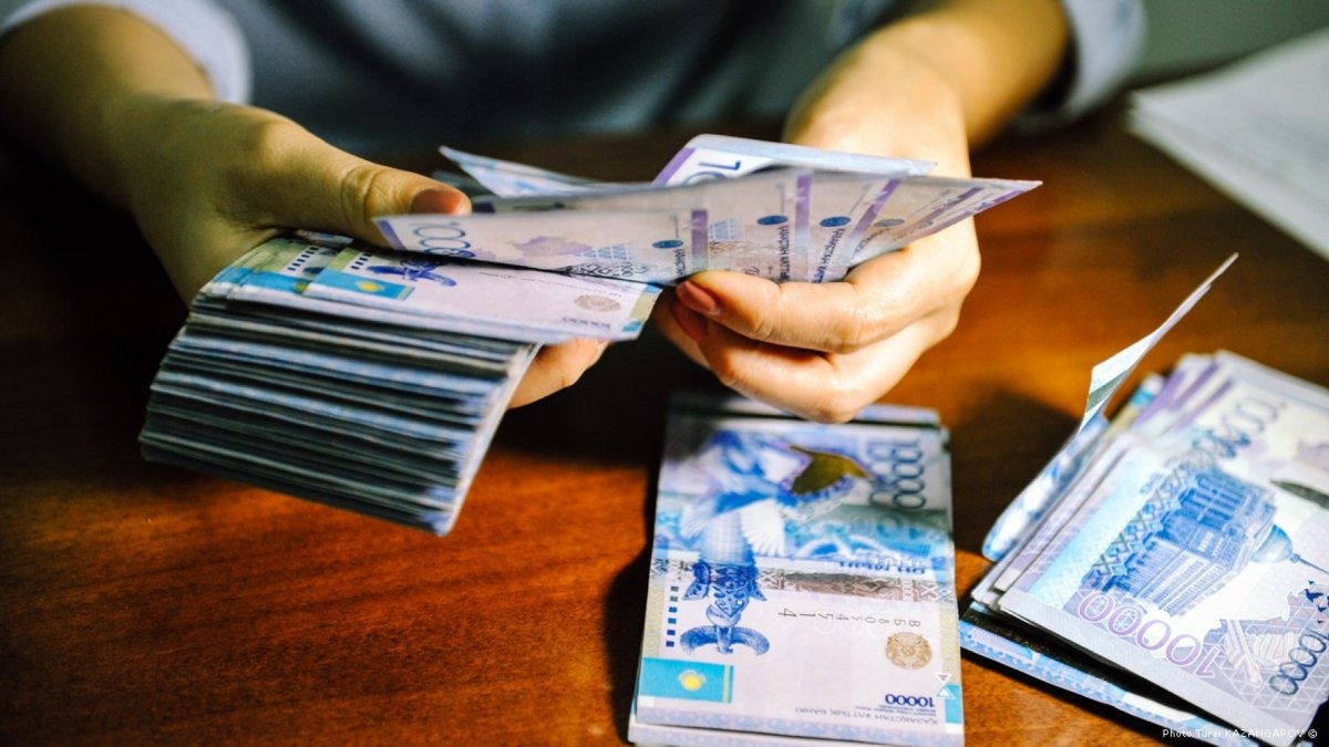 Испаниядан үй алған: елордада клиника басшысы 682 млн теңге жымқырды деген күдікке ілінді