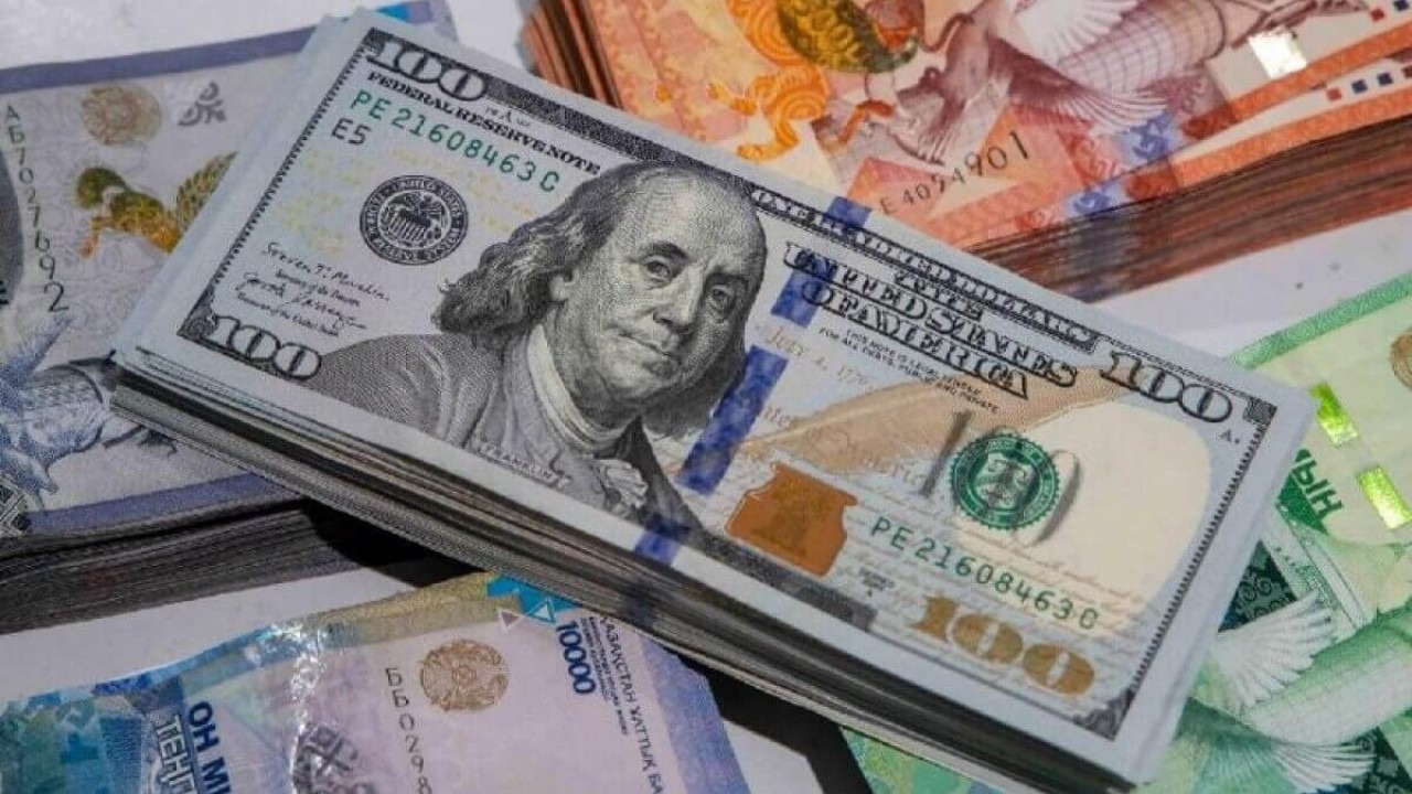 Бүгінгі доллар, еуро және рубль бағамы қандай 