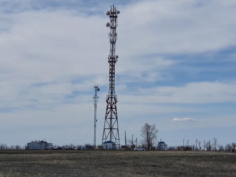 «Қолжетімді интернет» ұлттық жобасы ақсап тұр — депутат 1,5 мың ауылдың интернетсіз қалғанын ашық айтты