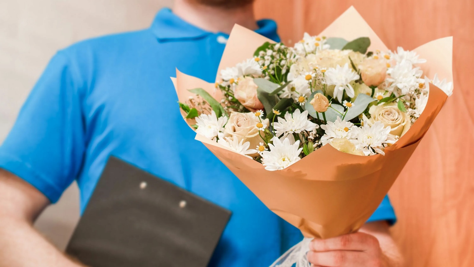 «Сізге сыйлық бар!»: мерекеде алаяқтың құрбанына айналмаңыз