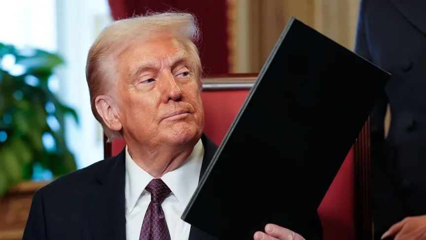 Трамп Сирияға салынған санкцияларды алып тастады