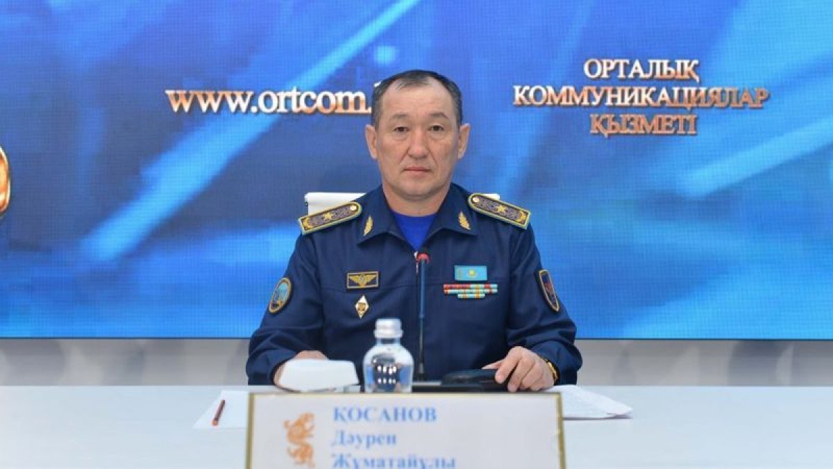 Тоқаев Дәурен Қосановты Қорғаныс министрі қызметінен босатты