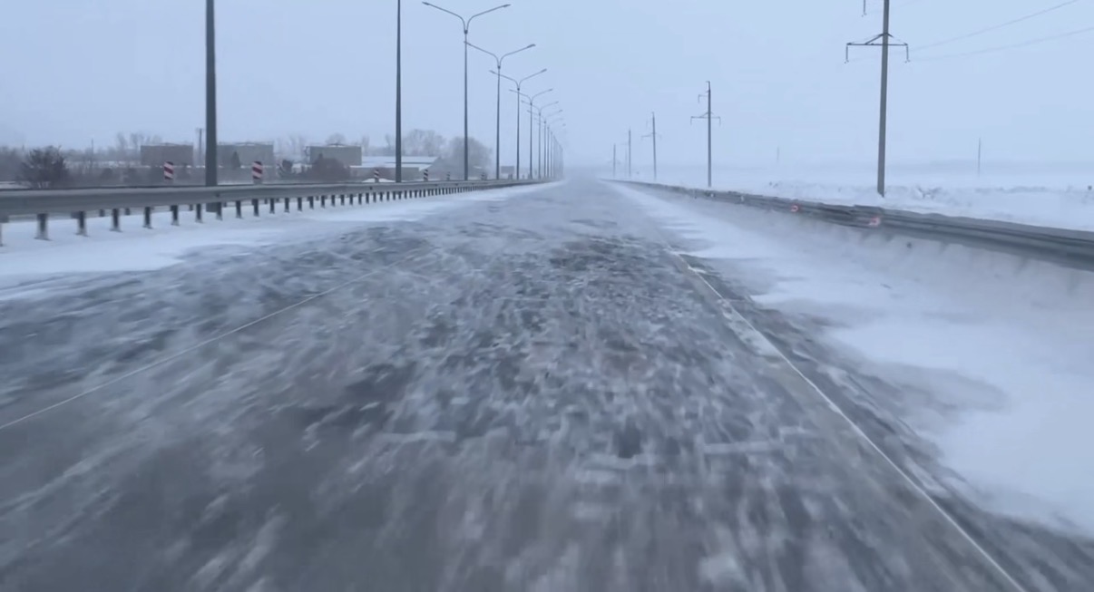 Қолайсыз ауа райы: 4 өңірде жол жабылды