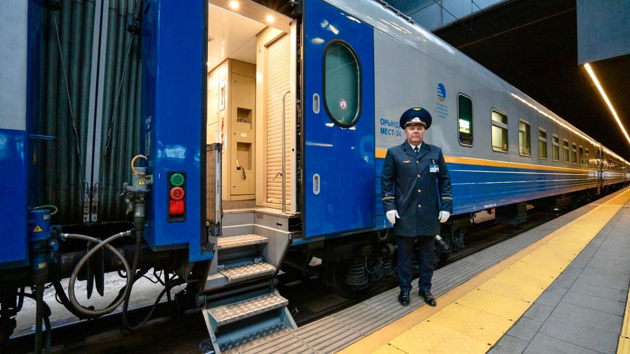 Пойыз билеттері неге қымбаттады? ҚТЖ тариф саясатын түсіндірді