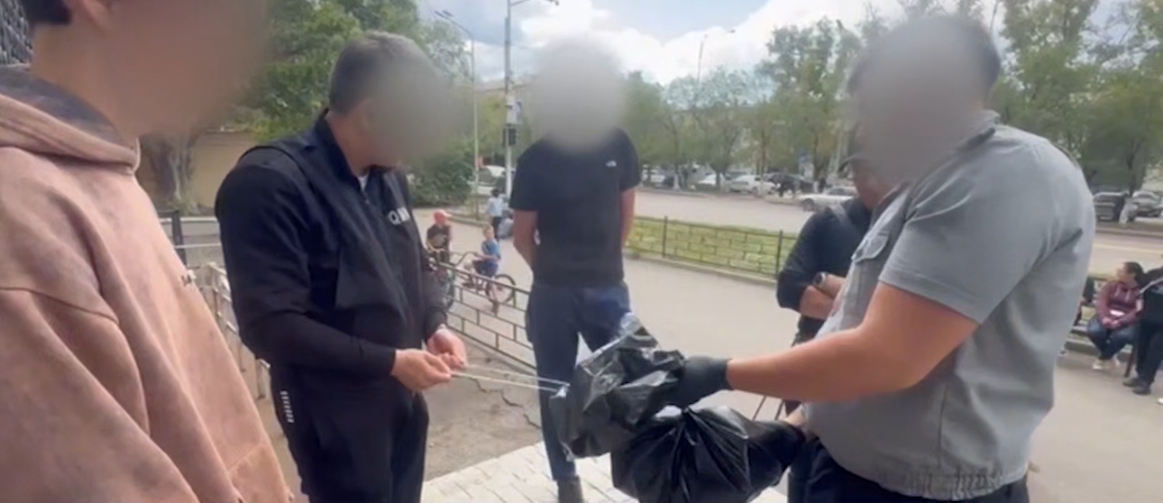 Қарағандыда колледж студенті есірткі схемасын ұйымдастырғаны үшін 15 жылға сотталды