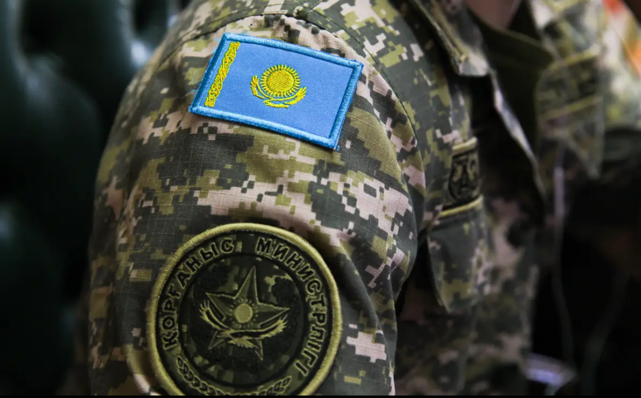 Әскердегі қайғылы оқиғалардан соң бірқатар командир қызметінен босатылды