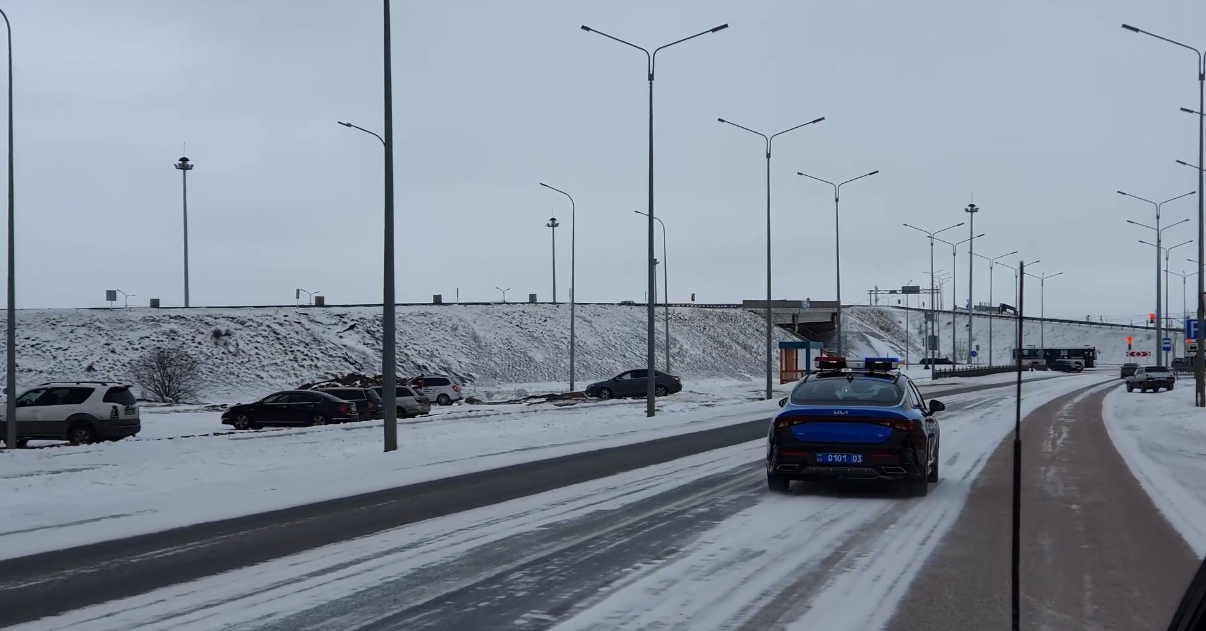 Қар, жел, көктайғақ: ІІМ жүргізушілерге үндеу жасады 