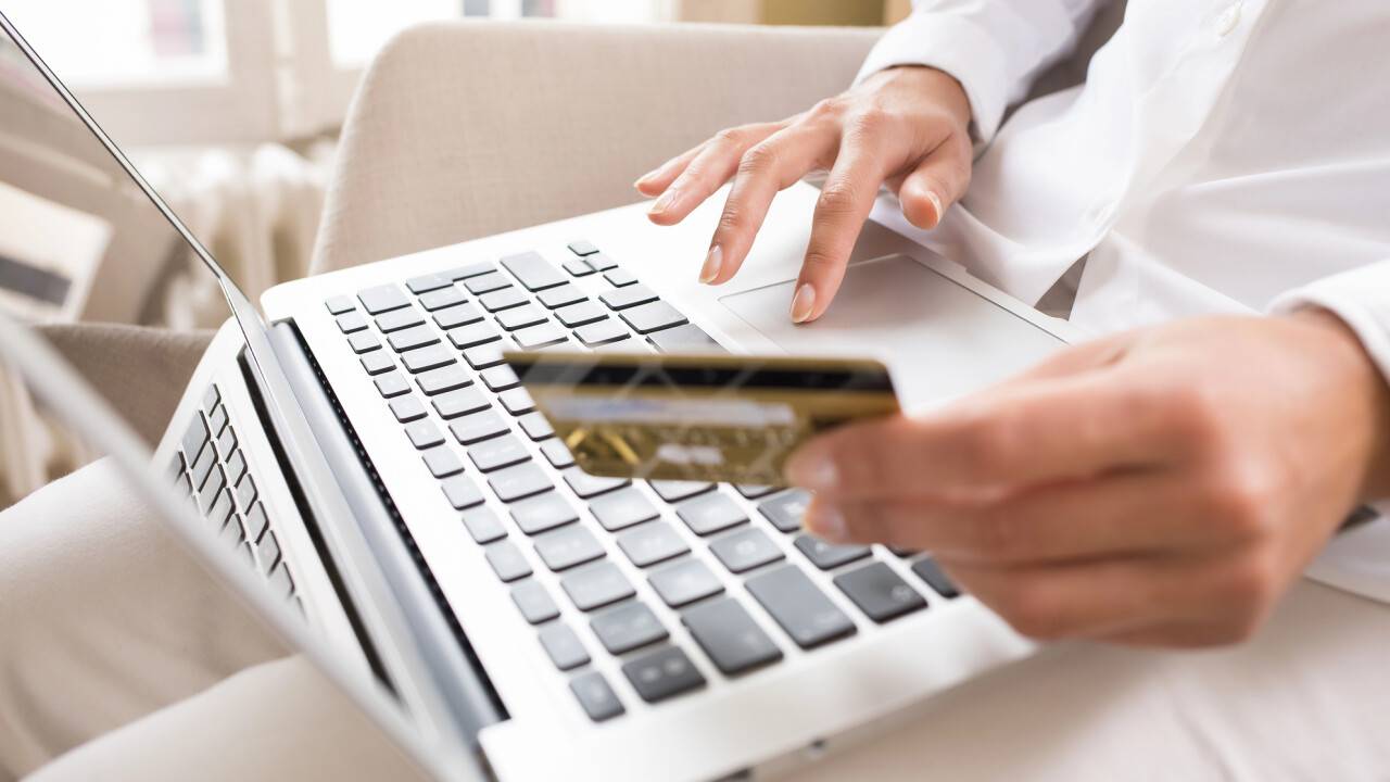 Стоп-кредит: атыңызға заңсыз несие рәсімдеу қаупінен қалай қорғануға болады?