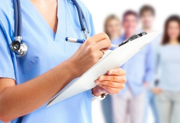 Ақтөбеде жалған медициналық анықтамаларды саудалаған медбике ұсталды