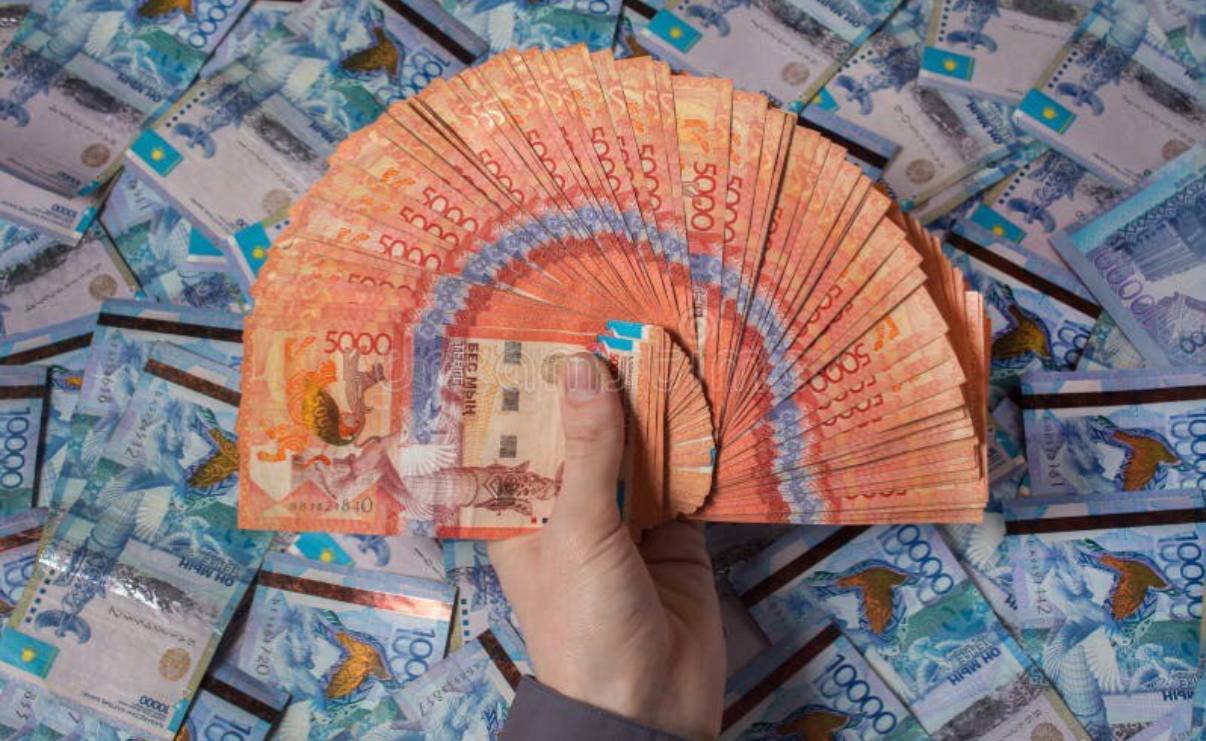 Ұлттық банк жалған ақшаға қатысты ескерту жасады: ең көп қолдан жасалғаны – 5 000 теңгелік банкноталар